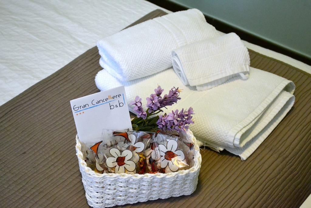 Gran Cancelliere B&B With Parking Palermo Eksteriør billede